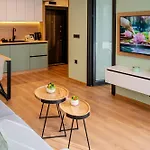 Cozy And Stylish 3 Apartment